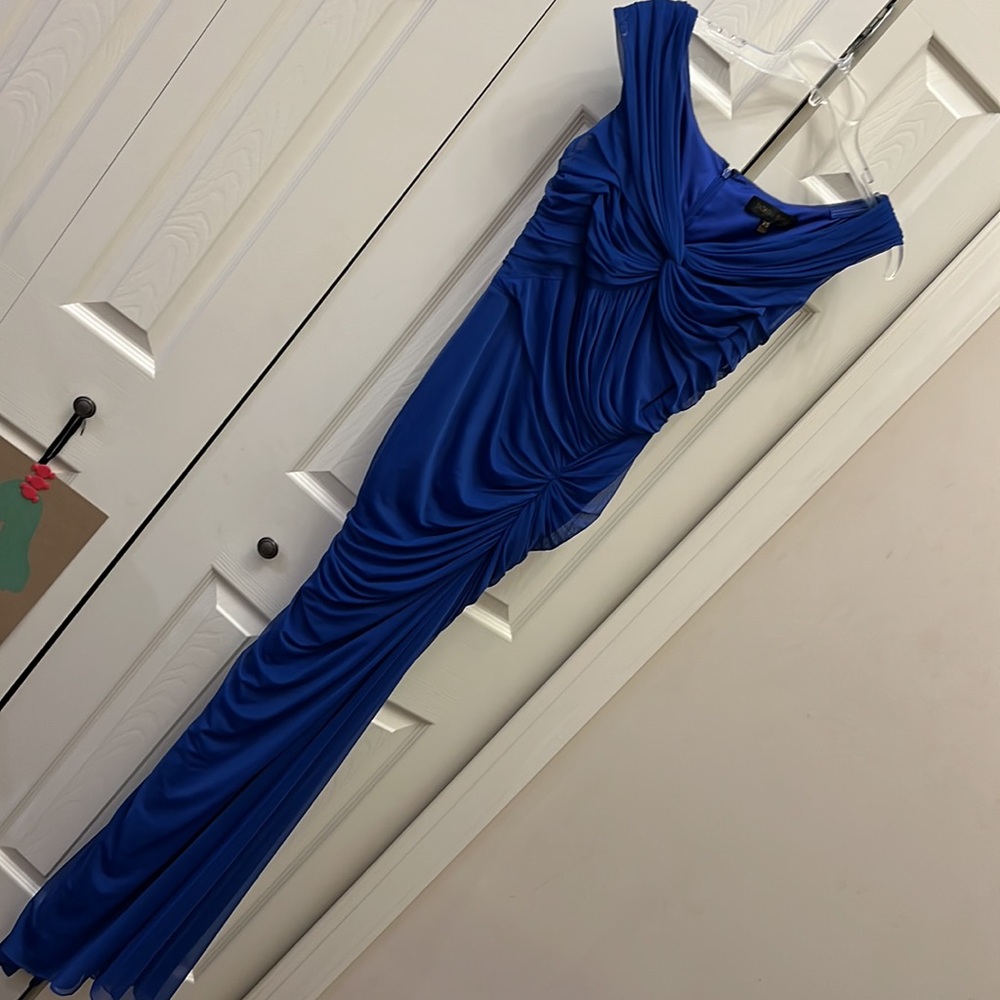 Tadashi, size XS, fitted stretch mermaid/Full length evening gown, Ruching.